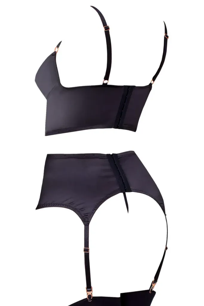 Abierta Fina Shelf Lingerie Set