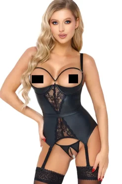 Abierta Fina Suspender Shirt and Thong
