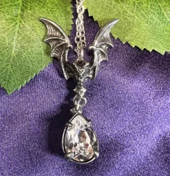 Alchemy Gothic La Nuit Bat Pendant P600