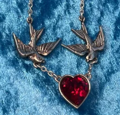 Alchemy Gothic Alchemy Swallow Heart Pendant UL17 ULFP1