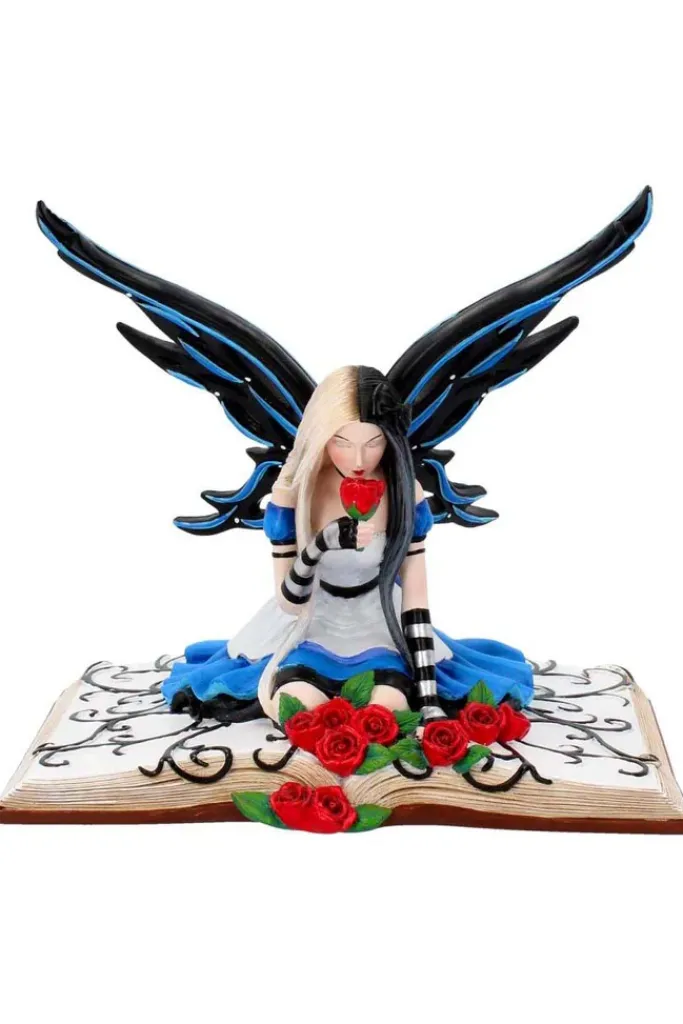 Nemesis Now Alice 19cm Alice in Wonderland