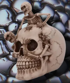 Nemesis Now Breaking Free Skull