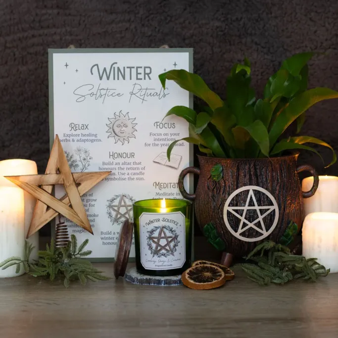 Something Different Cranberry, Orange and Cinnamon Candle