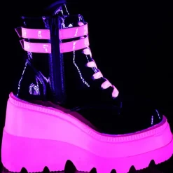 DemoniaCult Shaker 52 Boots Neon Pink