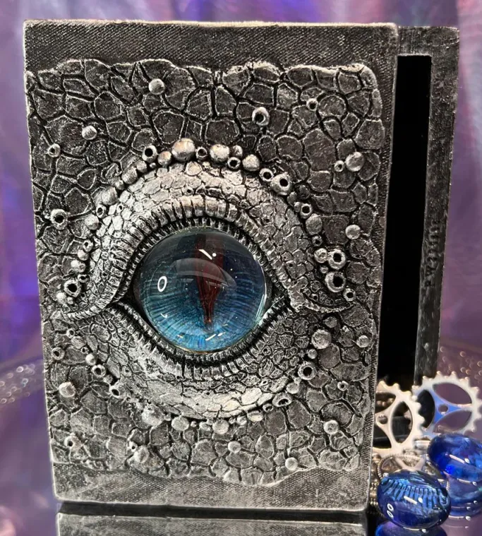 Something Different Dragon Eye Box