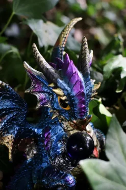 Puckator Enchanted Nightmare Dragon Blue Crystal Soothsayer
