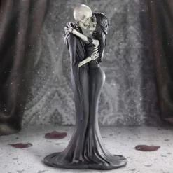 Nemesis Now Eternal Kiss Skeletons Figurine