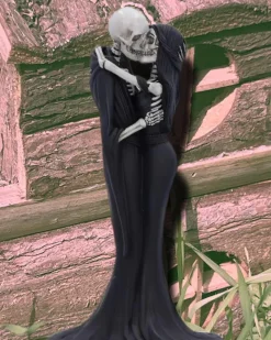 Nemesis Now Eternal Kiss Skeletons Figurine