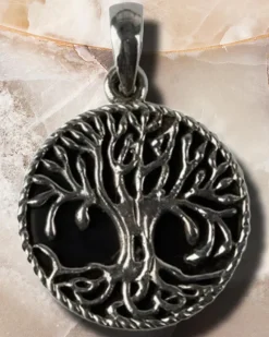 Echt etNox Silver Tree of Life Onyx Pendant