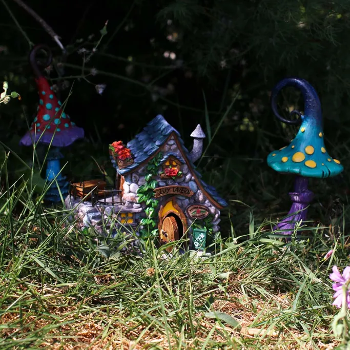 Nemesis Now Foolish Fizzy Whizz Fairy Village Mushroom