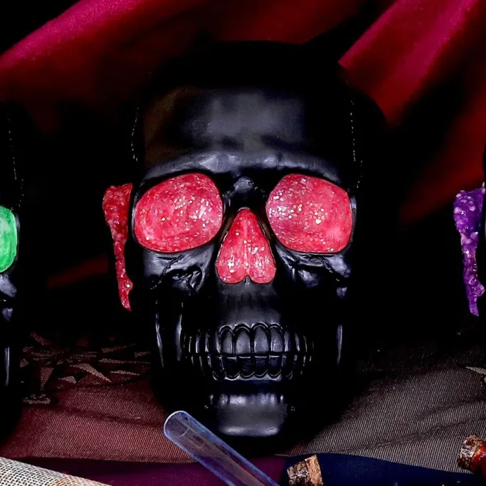 Nemesis Now Geode Skull Red