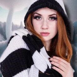 Innocent Clothing Heartless Zenni Scarf Black/White