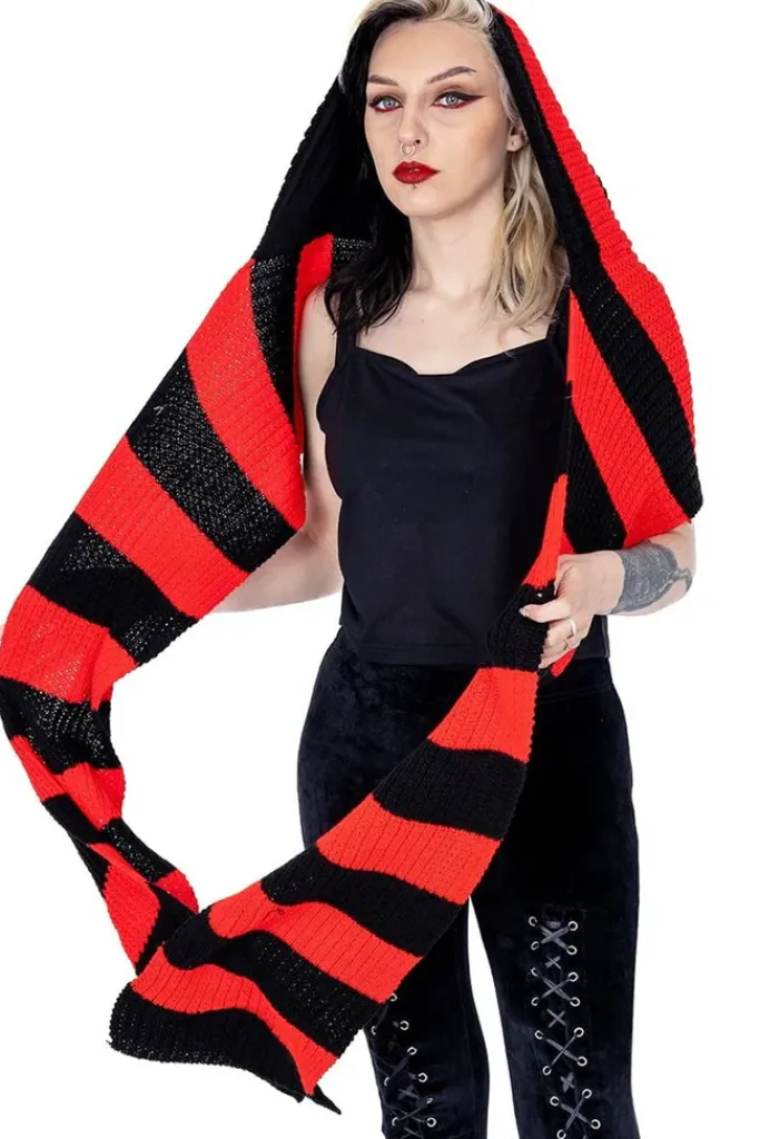 Innocent Clothing Heartless Zenni Scarf Black/Red
