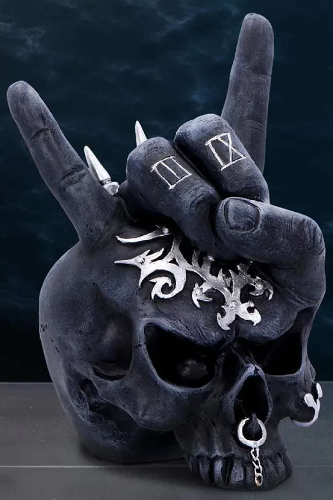 Nemesis Now Horns Up Skull