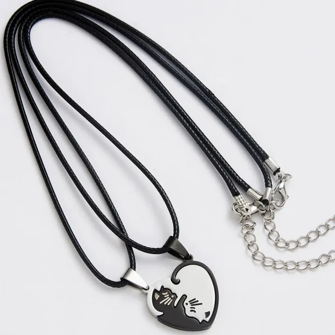 Gothic and Steampunk Jewellery Kitty Heart Love Token Necklace Set
