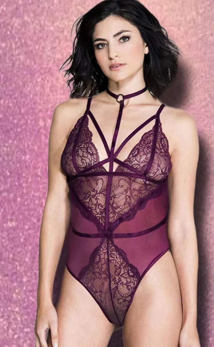 Music Legs Burgundy Teddy 80043