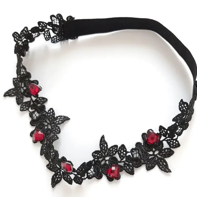 Gothic Accessories Rose and Heart Lace Garter Set