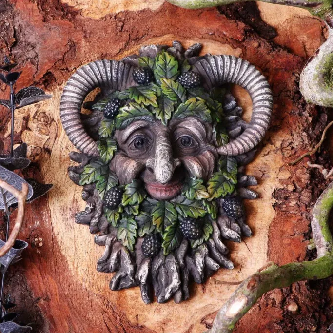 Nemesis Now Spruce Wall Mounted Tree Spirit