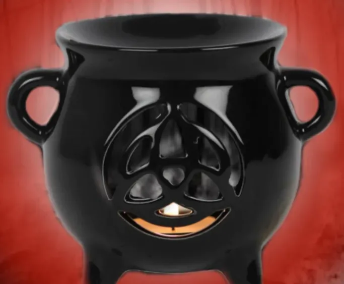 Something Different Triquetra Cauldron Oil Burner